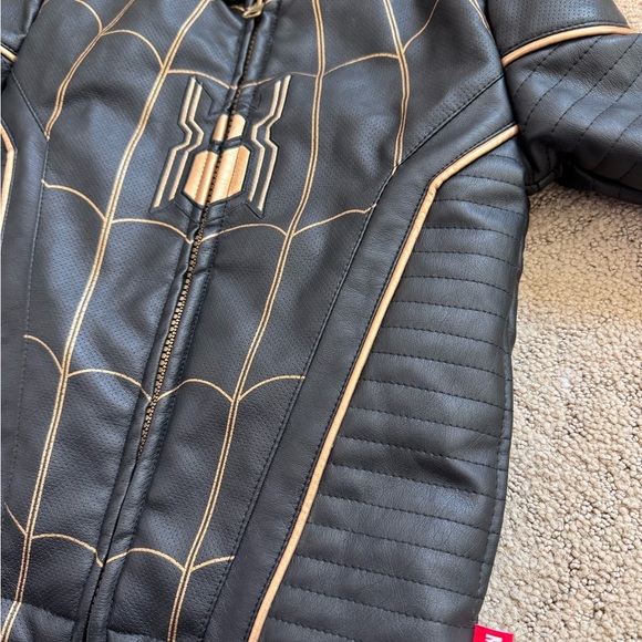 Spider Man Jacket - Picture 4 of 4